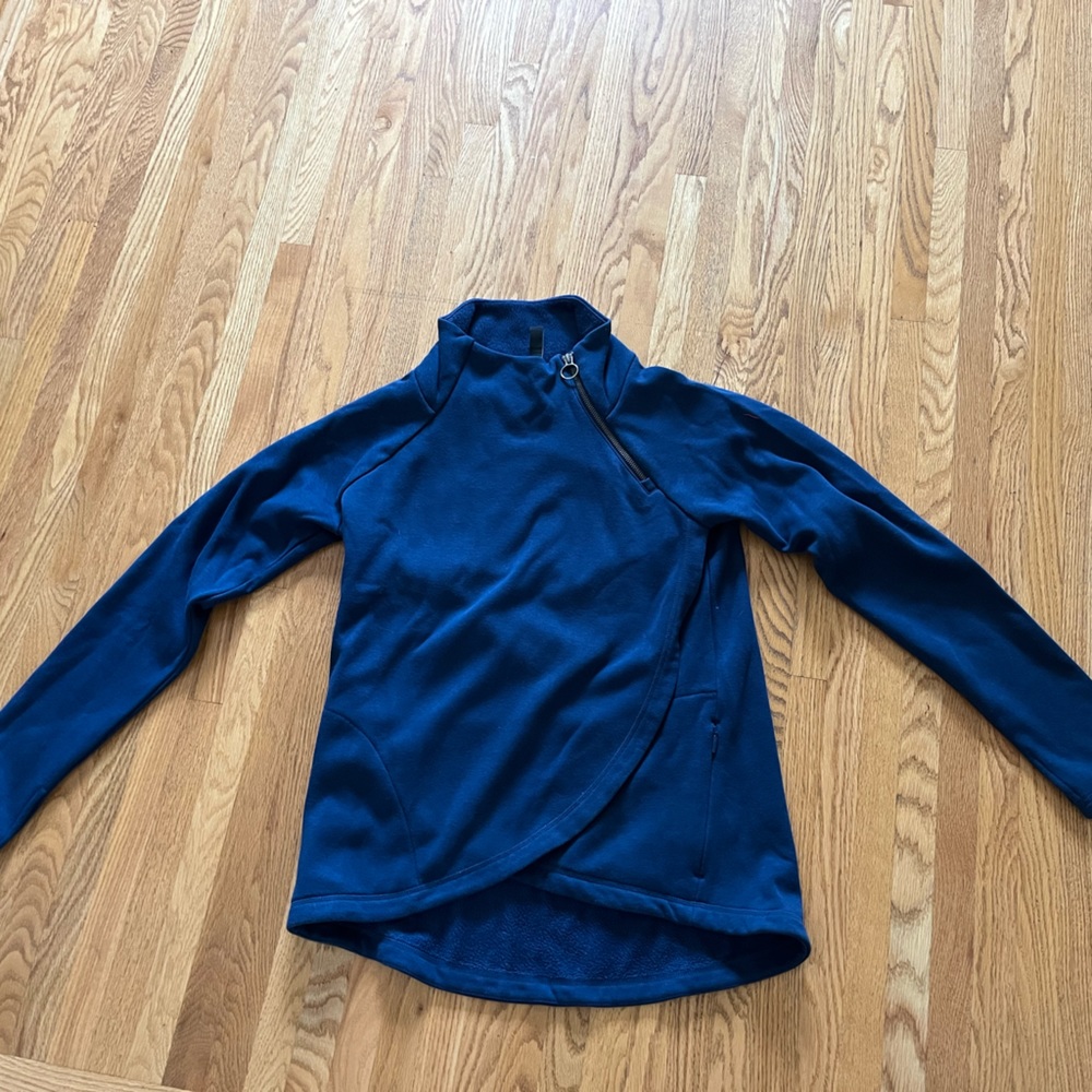 Athleta pullover